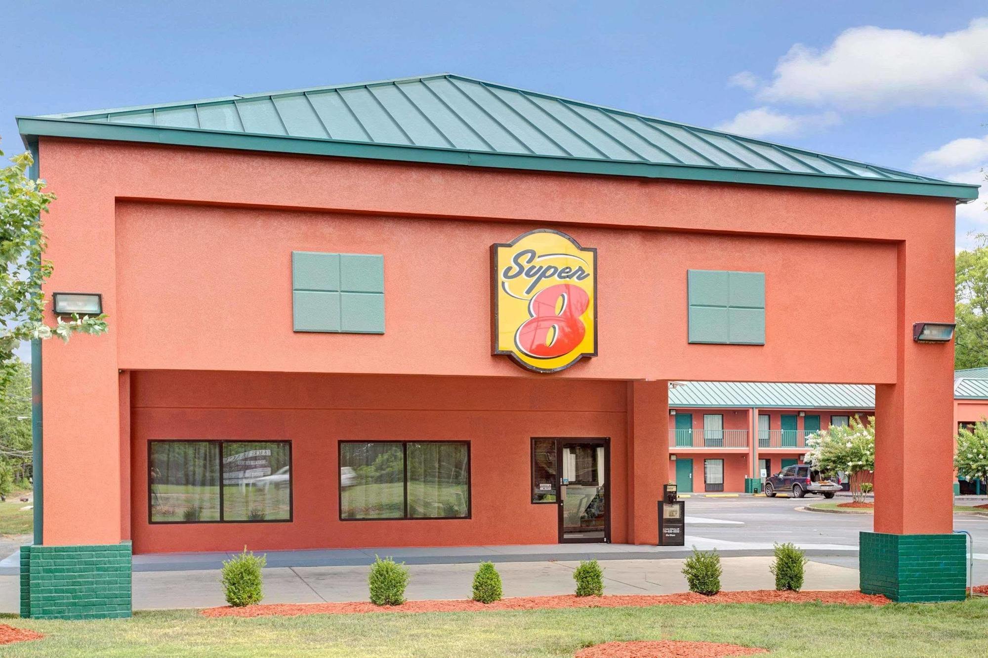 Super 8 By Wyndham Gainesville Exterior photo